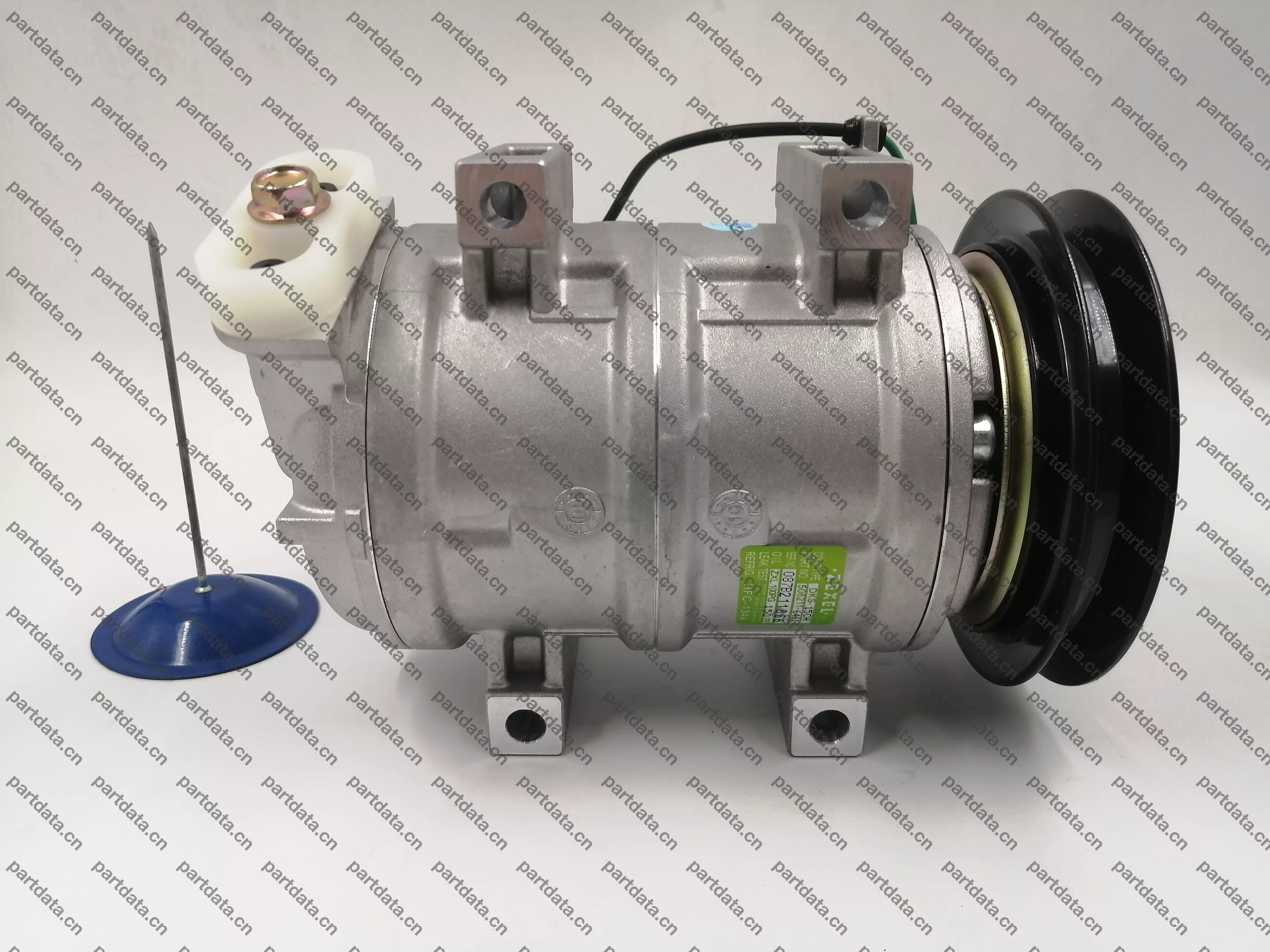 小松PC120-6空调压缩机挖掘机冷却泵