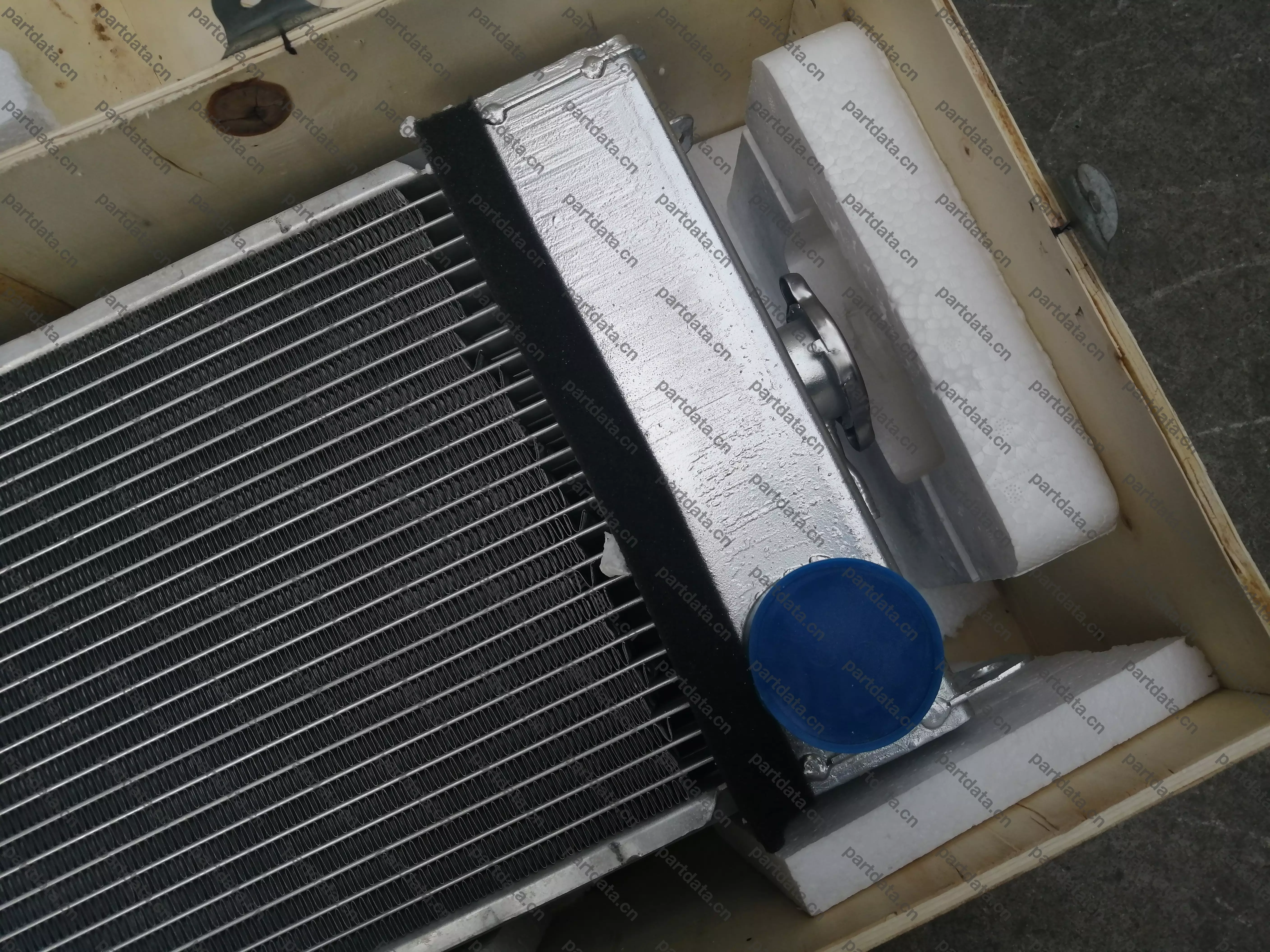 供应高质量卡特挖掘机E320D水箱散热器全铝326-3870，3263870